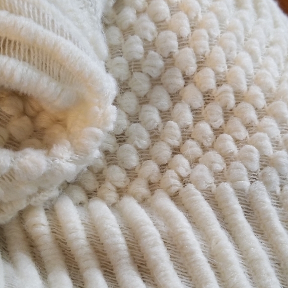 Vintage cowl neck shawl - Picture 4 of 5